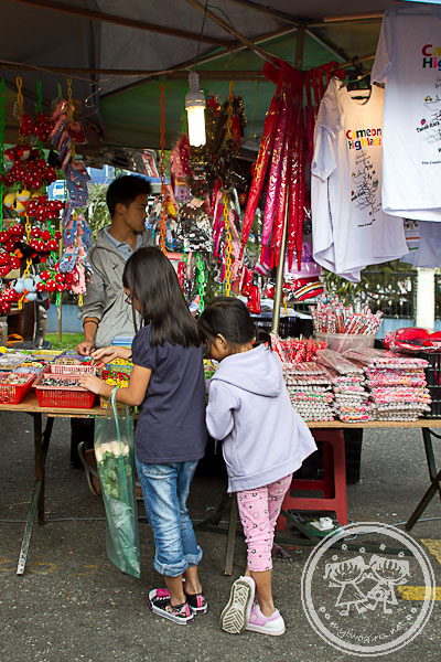 Girls shopping at Brinchang
